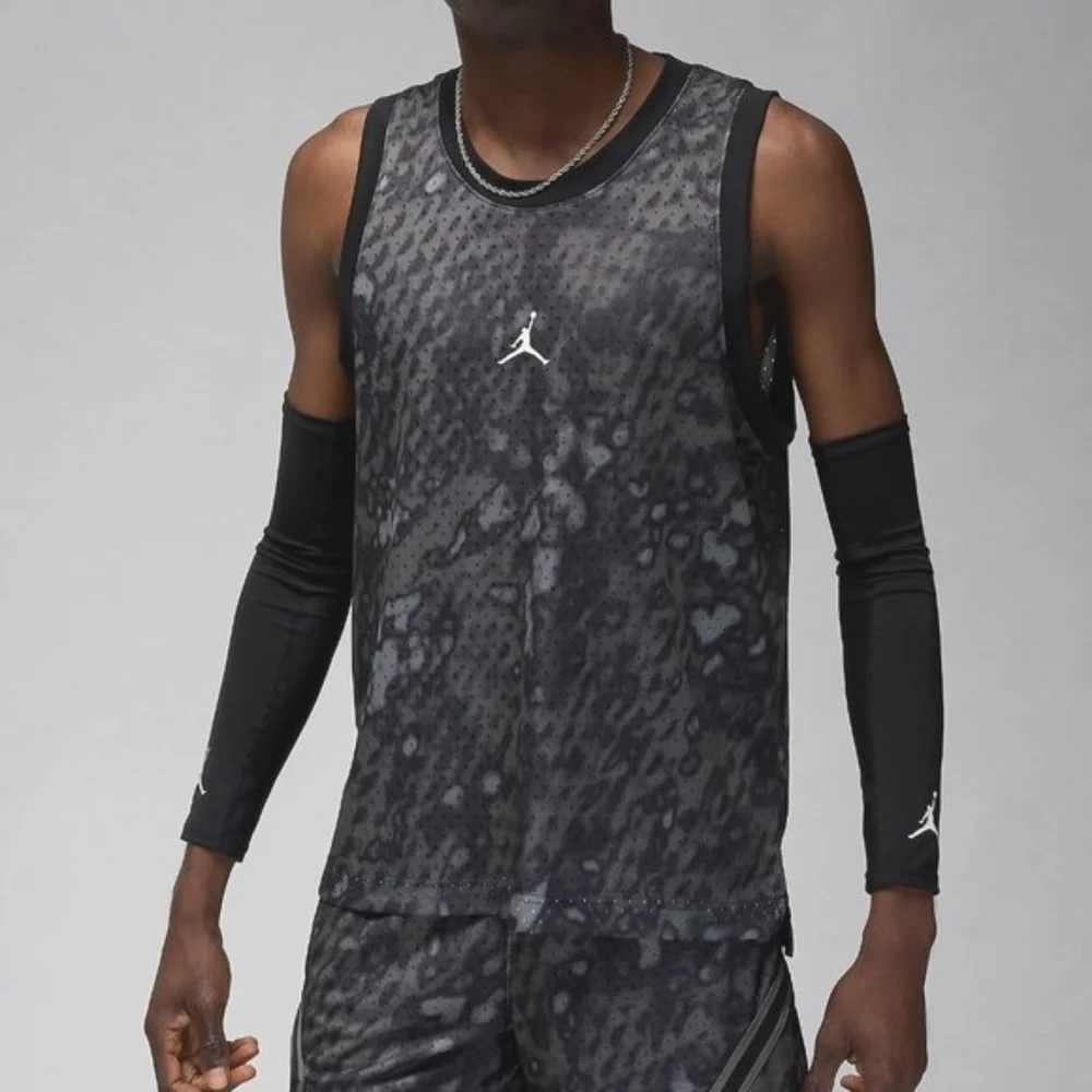 Jordan Mesh Basketball Jersey Black & Gray #23 Size Medium NWT